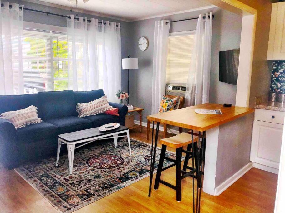 Steps To Beach & Downtown! Cozy Beach Bungalow #1 Lake Worth Beach Ngoại thất bức ảnh